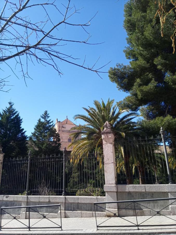 Ferienwohnung Apartamento Cueva La Taracea Granada Exterior foto